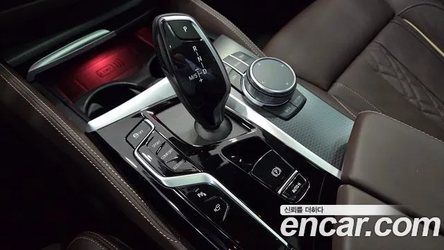 BMW 5 Series G30 — Фото автомобиля 8