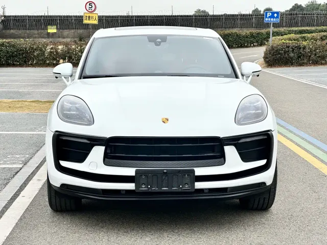 Porsche Macan — Фото автомобиля 2