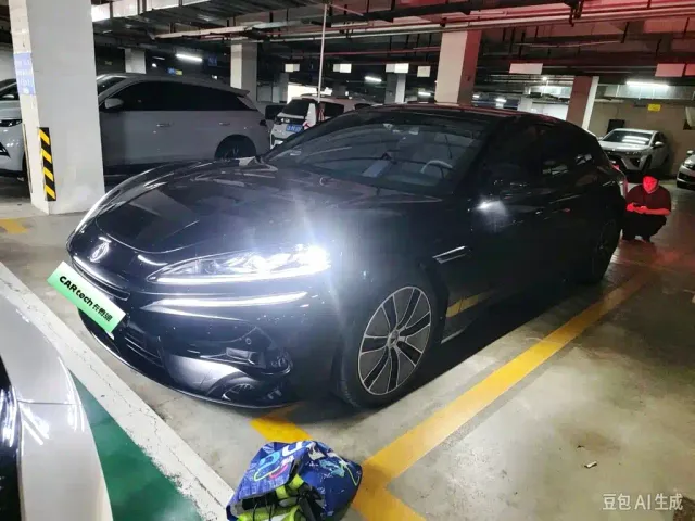 Фотография автомобиля — Denza Z9GT