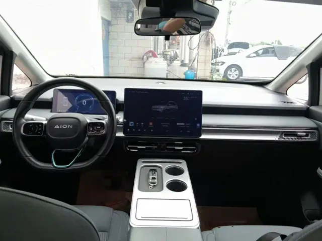 GAC Aion Y — Фото автомобиля 9