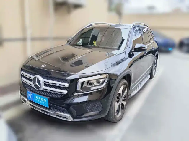 Фотография автомобиля — Mercedes-Benz GLB-Class