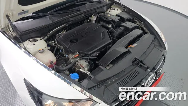 Hyundai Sonata Sonata (DN8) 2.0 LPG(Для проката) — Фото автомобиля 6