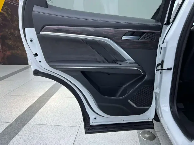 Haval H6 — Фото автомобиля 12