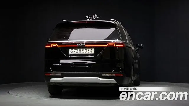 Kia Canival Carnival 4 поколение Бензин 9 мест Prestige — Фото автомобиля 4