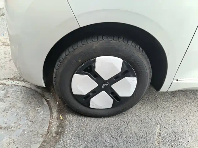 Wuling Hongguang Mini EV — Фото автомобиля 22