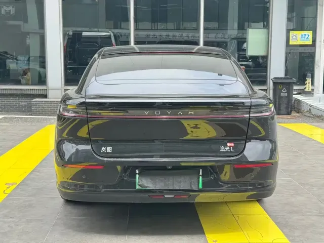 Voyah Auto VOYAH Zhuiguang L 2025 Mid-configuration Model — Фото автомобиля 5