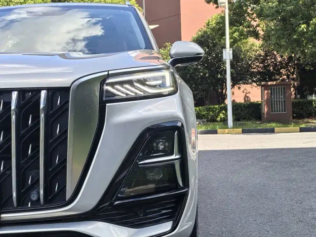 Hongqi HS5 — Фото автомобиля 19