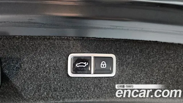 Genesis G90 Бензин 3.5 турбо AWD — Фото автомобиля 16