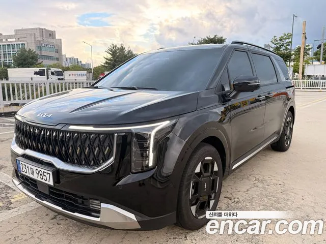 Фотография автомобиля — Kia Carnival Generation 4