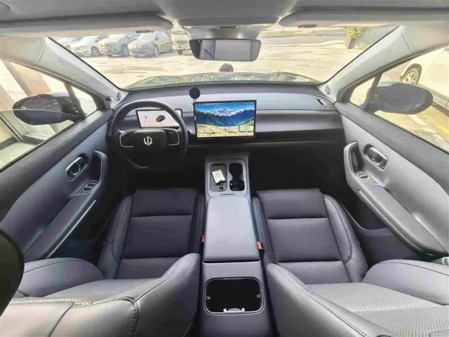 Leapmotor C16 — Фото автомобиля 5