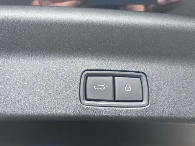 Li Auto L9 — Фото автомобиля 7