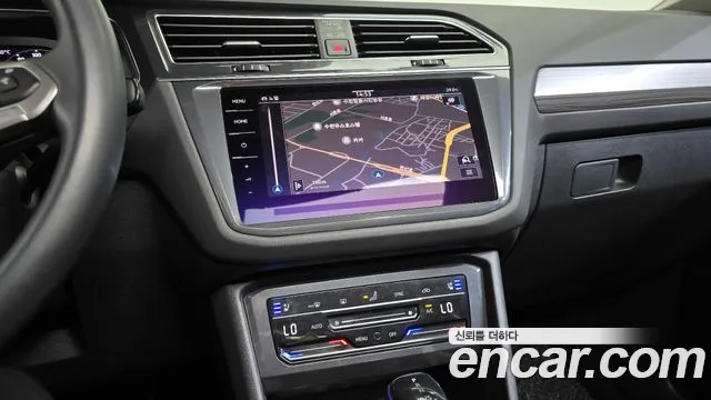 Volkswagen Tiguan — Фото автомобиля 12