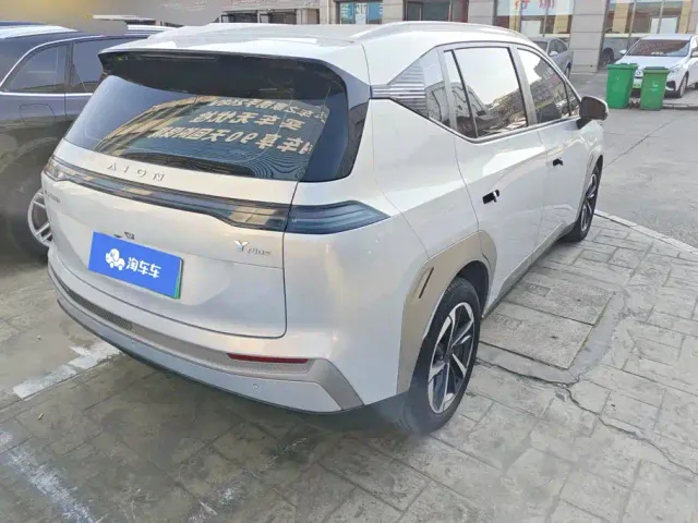 GAC Aion Y — Фото автомобиля 3