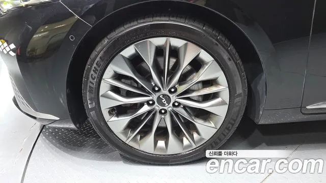 Kia K8 3.5 Бензин 4WD — Фото автомобиля 5