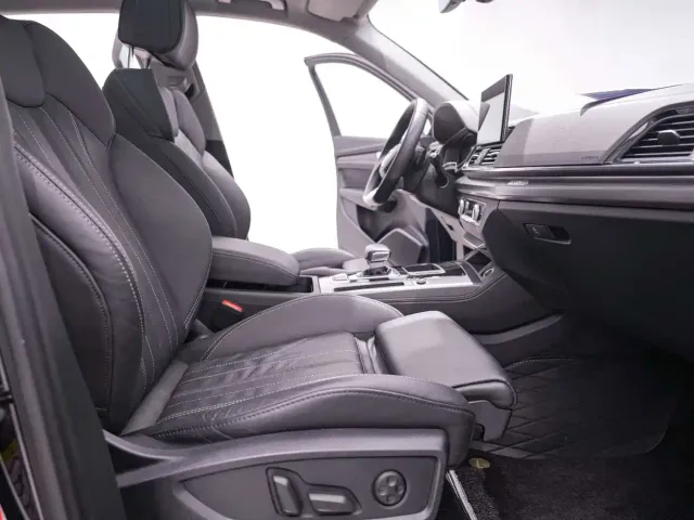 Audi Q5L — Фото автомобиля 21