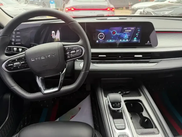 Chery Arrizo 8 2022 1.6T DCT Premium — Фото автомобиля 5