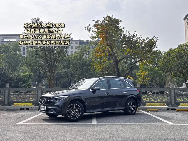 Фотография автомобиля — Mercedes-Benz GLC-Class