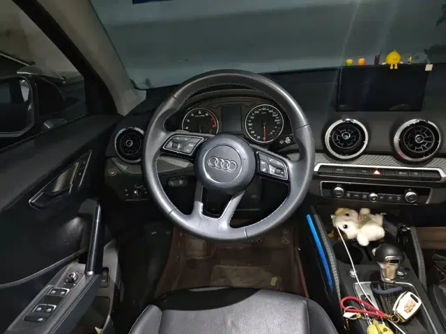 Audi Q2L — Фото автомобиля 6