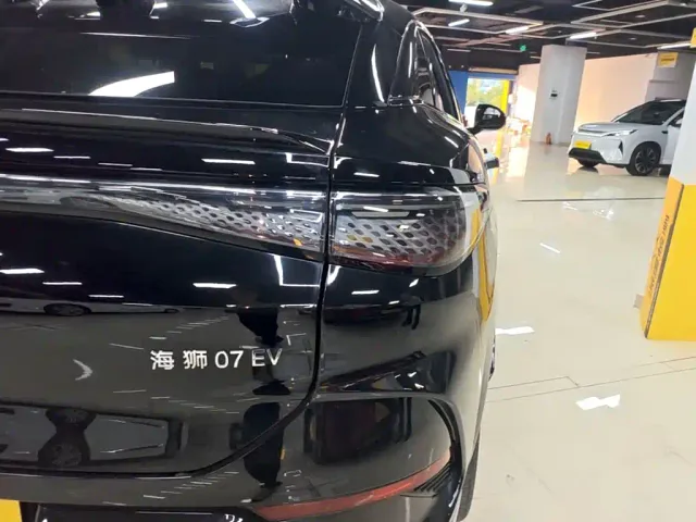 BYD Sealion 07 EV — Фото автомобиля 7