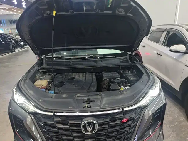 Changan CS75 Plus — Фото автомобиля 19