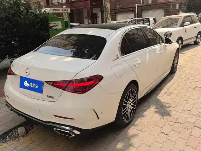 Mercedes-Benz C-Class — Фото автомобиля 3