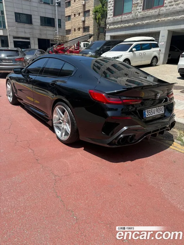 BMW 8 Series G15 — Фото автомобиля 6