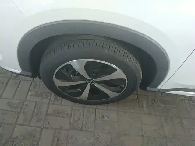 BYD Song PLUS — Фото автомобиля 22
