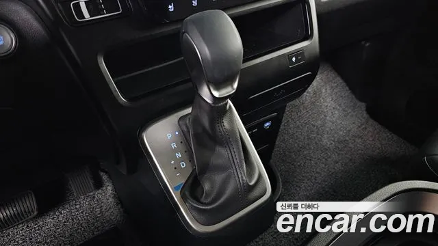 Hyundai Staria Staria L3.5 Карго 5 мест — Фото автомобиля 9