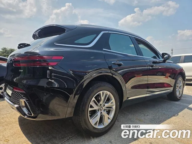Genesis GV70 2.5T Бензин AWD — Фото автомобиля 5