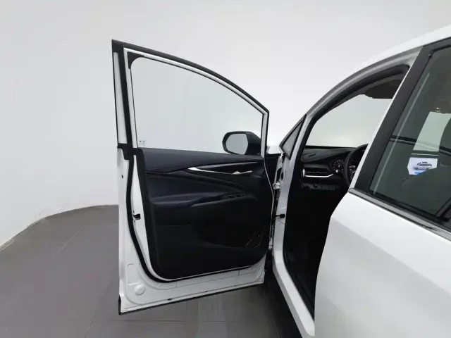 Maxus G50 — Фото автомобиля 8