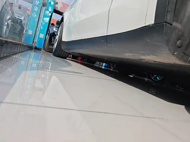 Tesla Model Y — Фото автомобиля 20