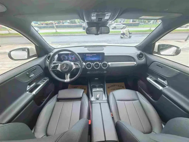Mercedes-Benz GLB-Class — Фото автомобиля 5