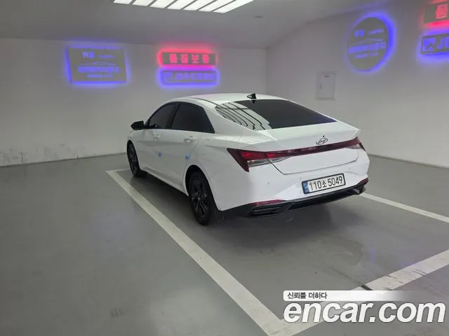Hyundai AVANTE Новый Avante (CN7) — Фото автомобиля 6