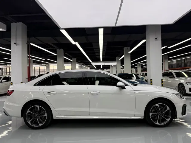 Audi A4L — Фото автомобиля 4