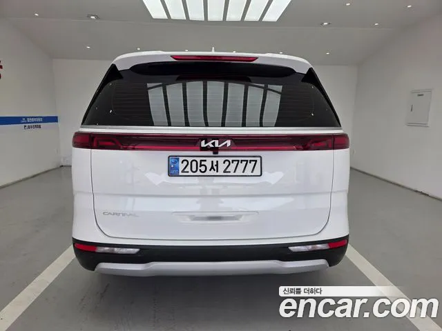 Kia Canival Carnival 4 поколение 9 мест Prestige — Фото автомобиля 4