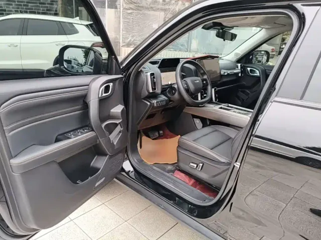 Haval Big Dog — Фото автомобиля 15