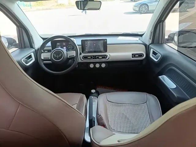 Wuling Hongguang Mini EV — Фото автомобиля 9