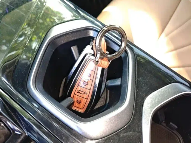 Geely Boyue L — Фото автомобиля 8