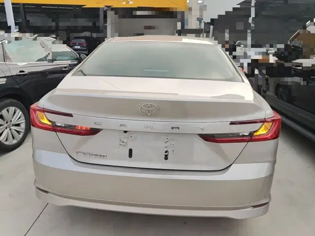 Toyota Camry — Фото автомобиля 5