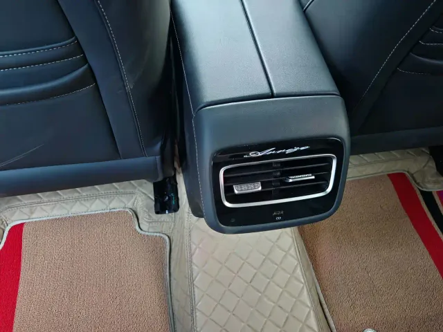 Chery Arrizo 8 — Фото автомобиля 12