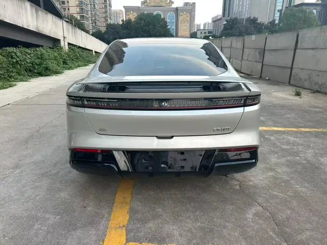 Dongfeng eπ 007 — Фото автомобиля 8