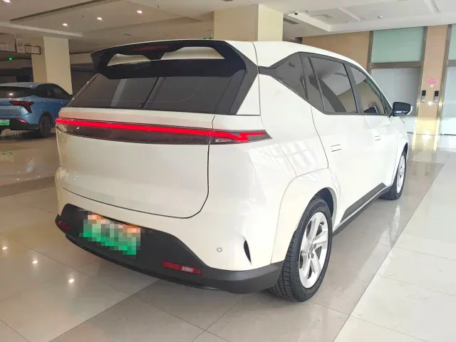 Hycan Z03 — Фото автомобиля 6