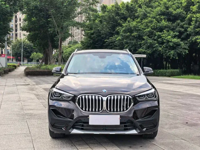 BMW X1 — Фото автомобиля 2