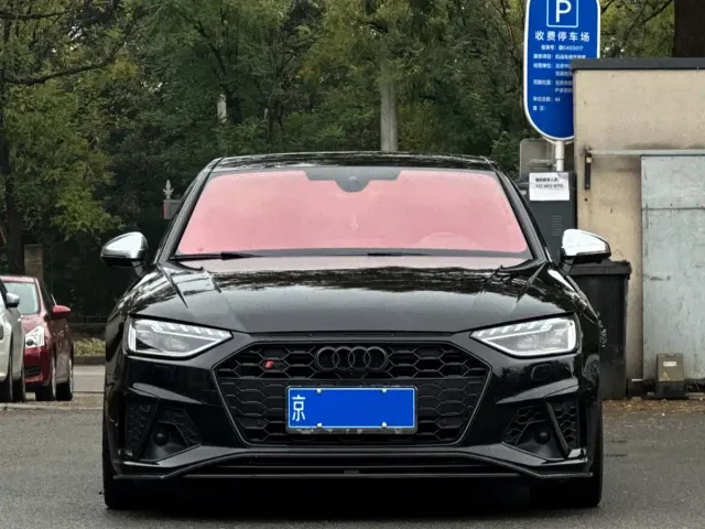 Audi S4 — Фото автомобиля 2