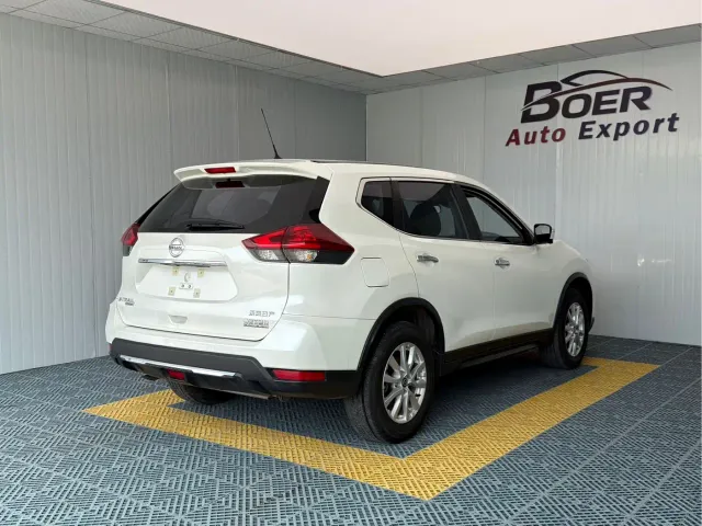 Nissan X-Trail — Фото автомобиля 4