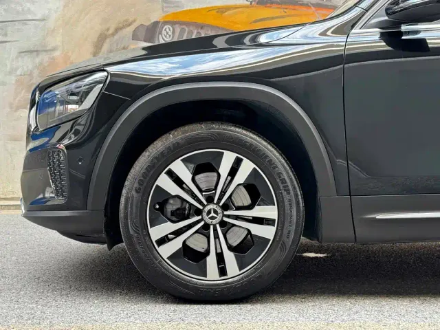 Mercedes-Benz GLB-Class — Фото автомобиля 6