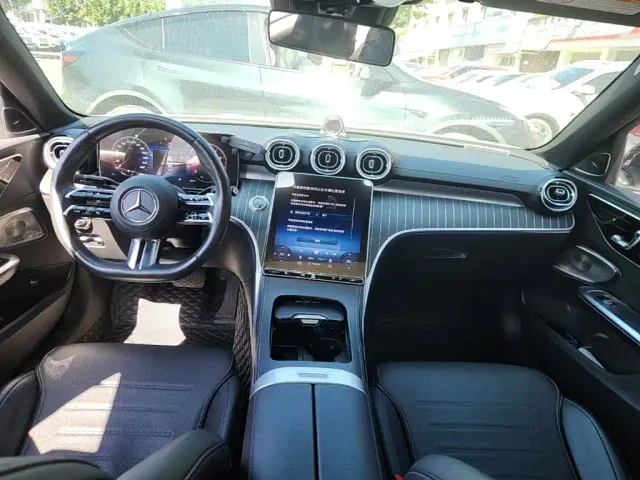 Mercedes-Benz C-Class — Фото автомобиля 9