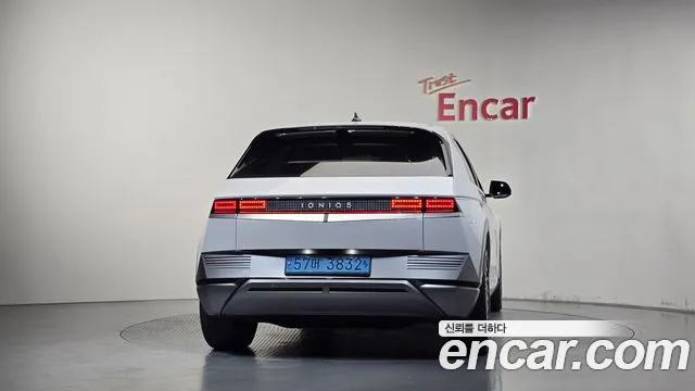 Hyundai Ioniq 5 — Фото автомобиля 4
