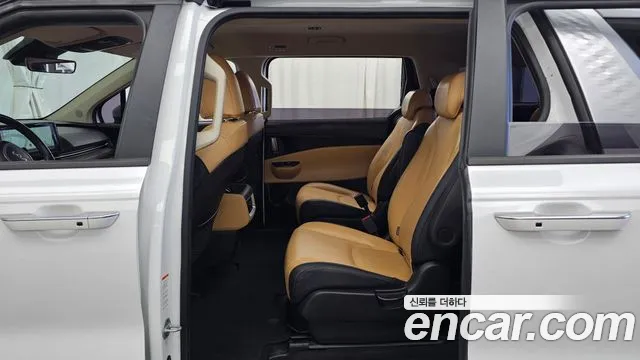 Kia Carnival 4th Gen — Фото автомобиля 18
