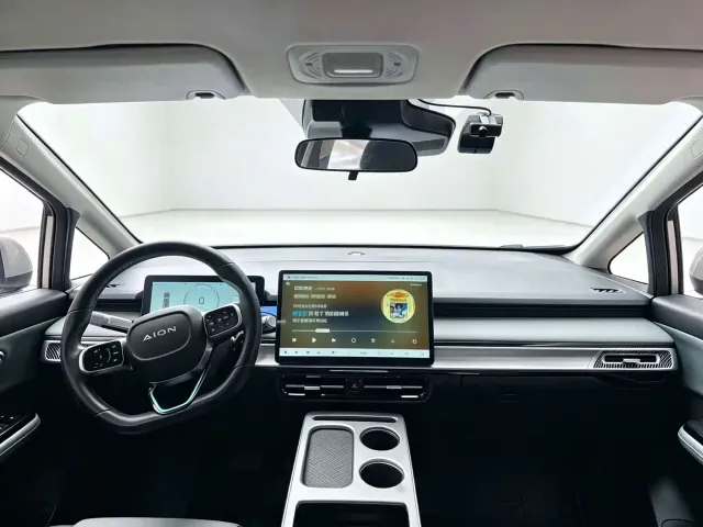 GAC Aion Y — Фото автомобиля 6